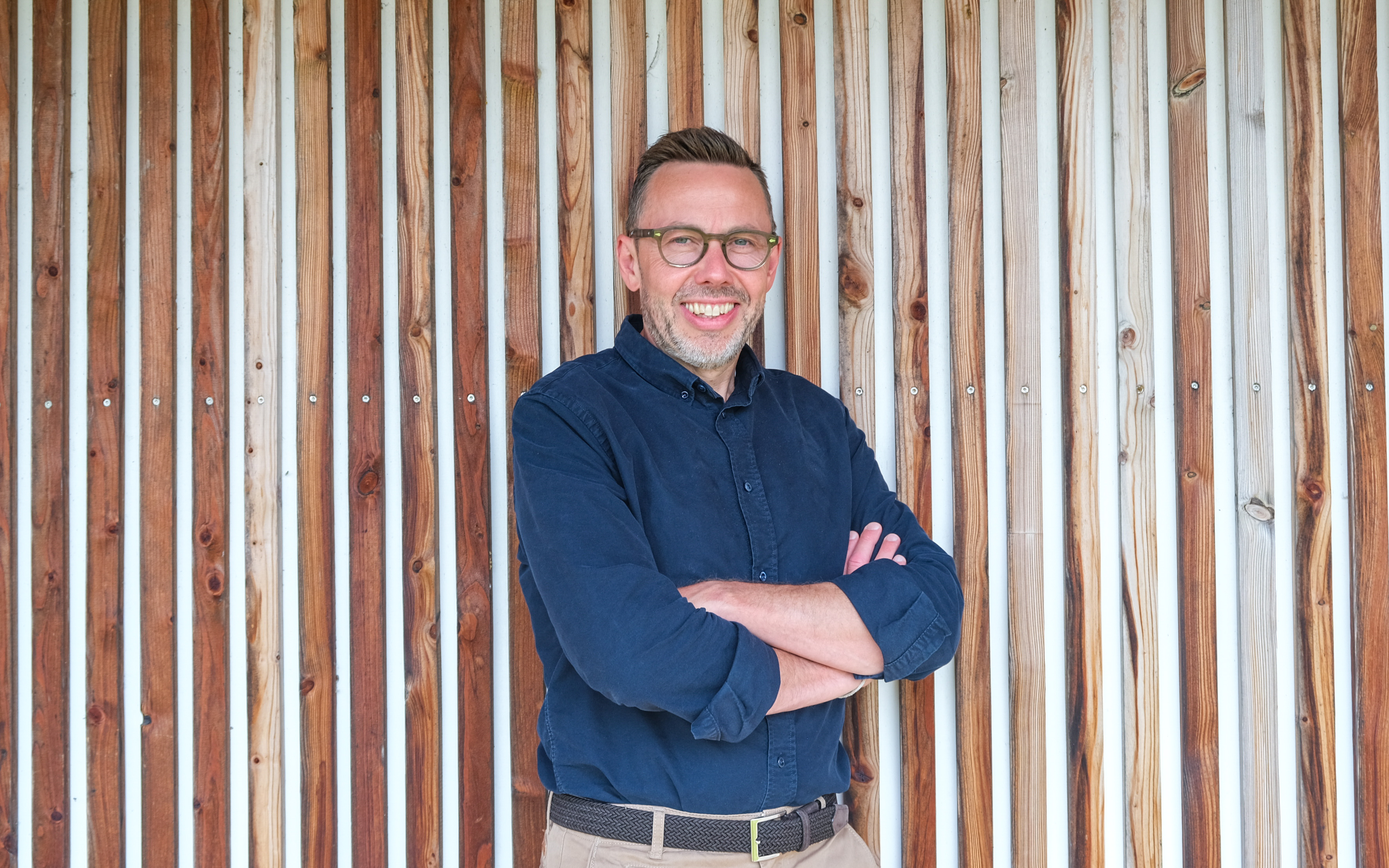 Jesper V. Hendriksen
